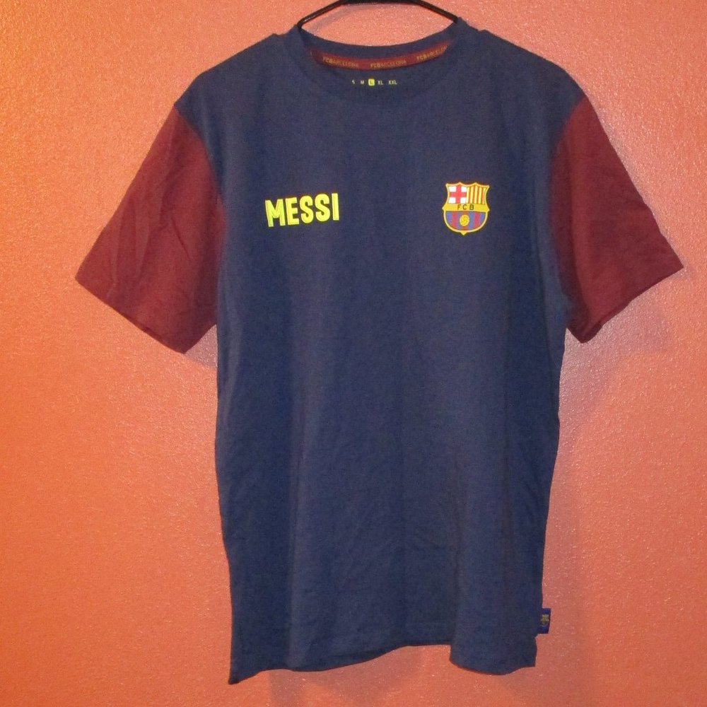 Lionel Messi Shirt FIFA Soccer NEW Men Large Red Yellow Blue Kick Run Team